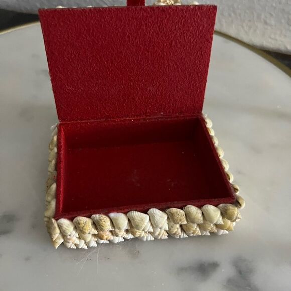 Vintage Trinket Box Shells Jewelry Philippines 4” L 3”W 1.5”H 1”D - Picture 2 of 6
